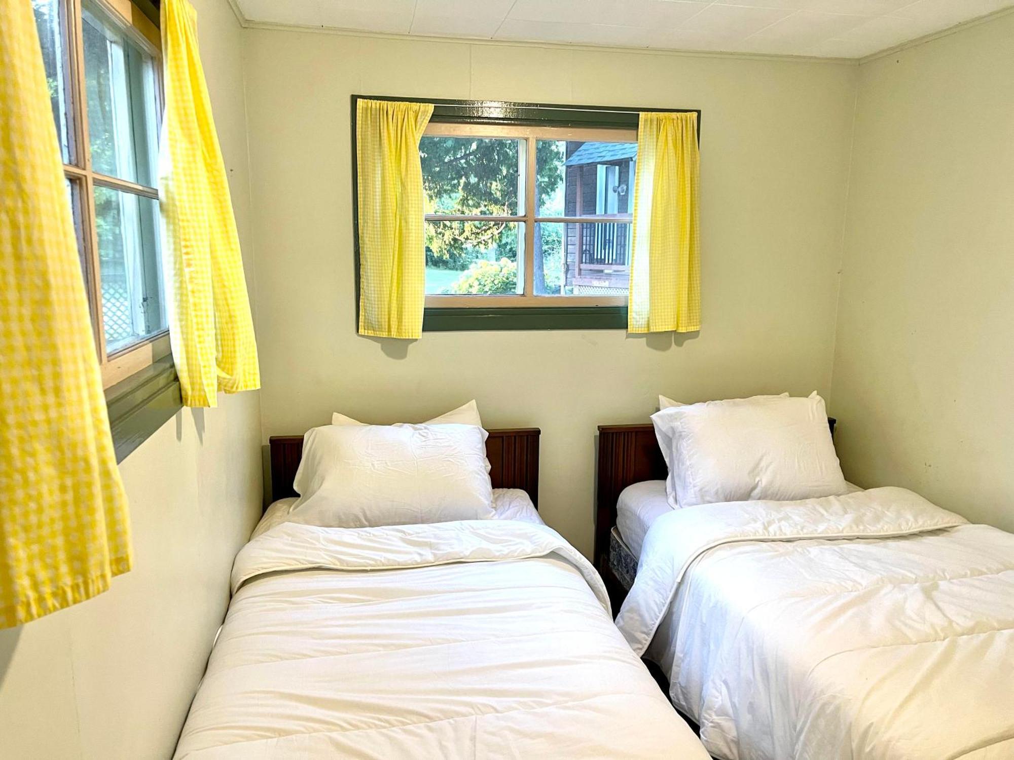 Ambleside Cottage Resort Bobcaygeon Exterior foto