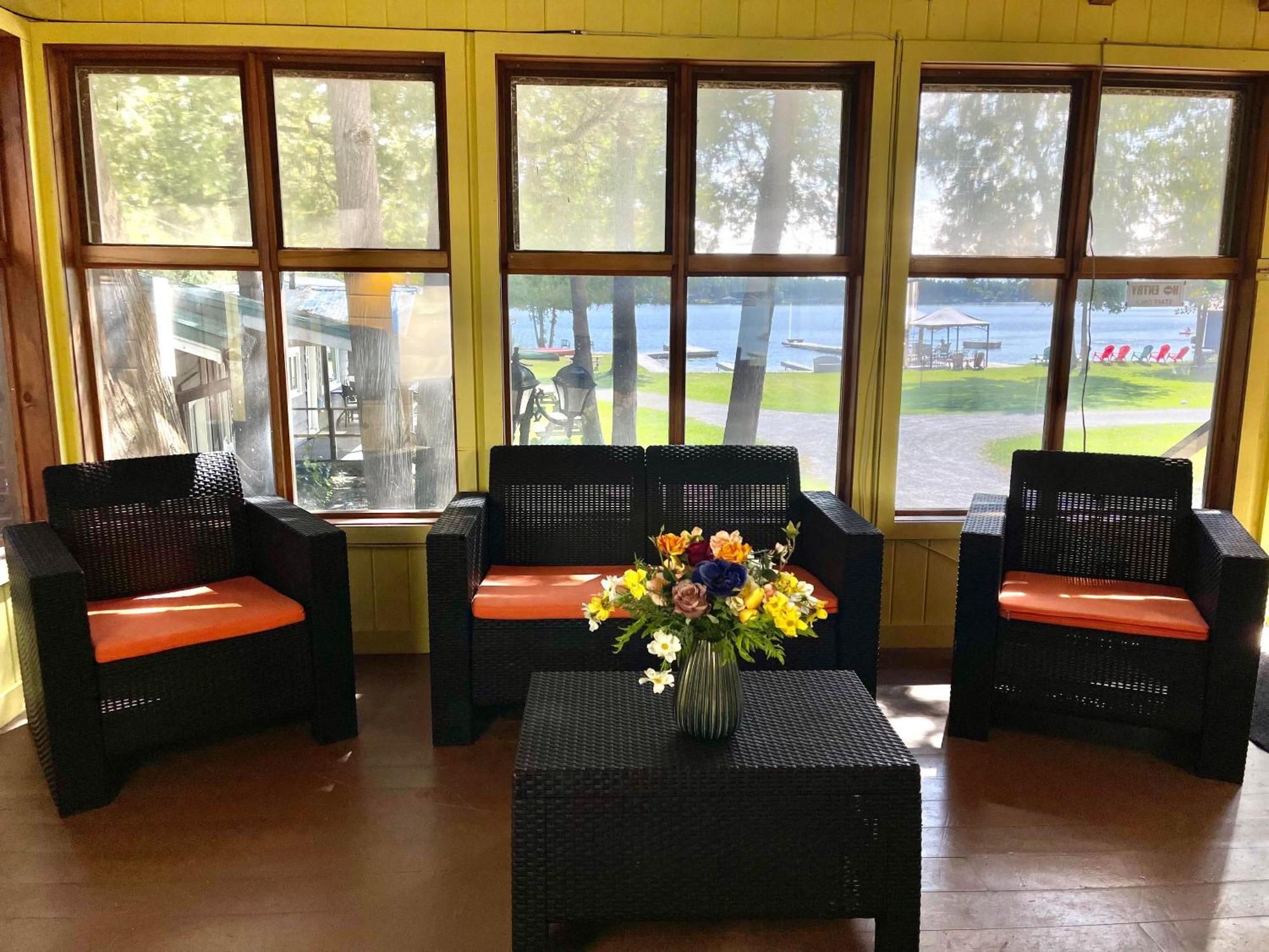 Ambleside Cottage Resort Bobcaygeon Exterior foto