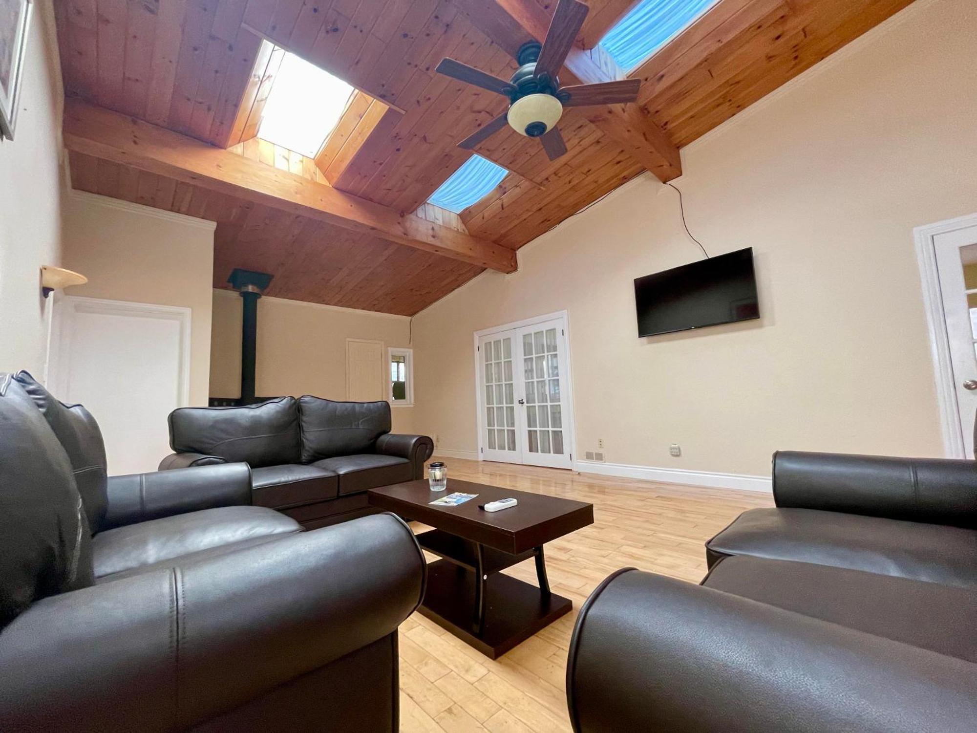 Ambleside Cottage Resort Bobcaygeon Exterior foto